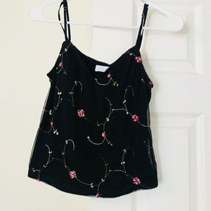Long crop top w/ floral print!